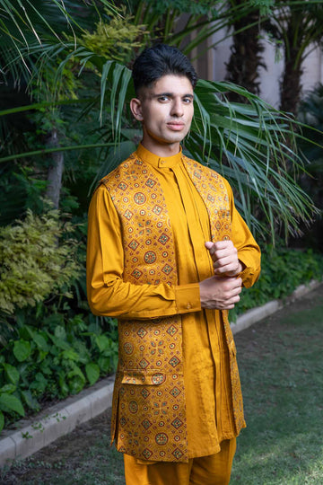 Sunheri jacket
